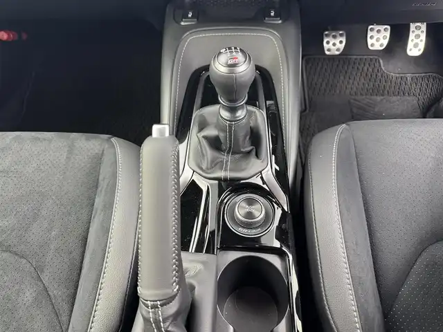 トヨタ ＧＲカローラ RZ 愛知県 2024(令6)年 0.6万km プレシャスブラックパール 純正10.5インチディスプレイオーディオ　/（フルセグ/Bluetooth） /JBLプレミアムサウンドシステム /レーダークルーズコントロール　/バックモニター　/衝突軽減システム　/コーナーセンサー　/ブラインドスポットモニター/レーンキープアシスト/ヘッドアップディスプレイ　/ハーフレザーシート　/前席シートヒーター/ハンドルヒーター/ETC2.0/ドライブレコーダー/純正AW