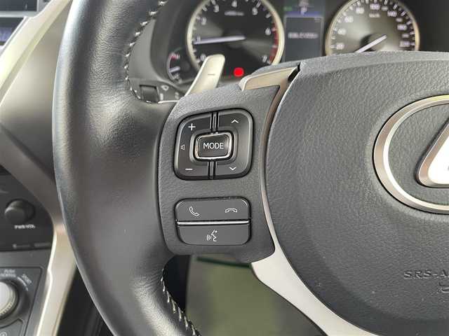 レクサス ＮＸ 200t Iパッケージ 和歌山県 2016(平28)年 1.8万km グラファイトブラックガラスフレーク 純正ナビ（AM/FM/CD/DVD/SD/VTR/AUX/Bluetooth/ワンセグ・フルセグTV）/サンルーフ/レザーシート/シートメモリー/シートヒーター/D/Nパワーシート/ハンドルヒーター/パドルシフト/前後ドラレコ/クルーズコントロール/オートライト/プッシュスタート/ETC/純正マット