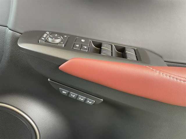 レクサス ＮＸ 200t Iパッケージ 和歌山県 2016(平28)年 1.8万km グラファイトブラックガラスフレーク 純正ナビ（AM/FM/CD/DVD/SD/VTR/AUX/Bluetooth/ワンセグ・フルセグTV）/サンルーフ/レザーシート/シートメモリー/シートヒーター/D/Nパワーシート/ハンドルヒーター/パドルシフト/前後ドラレコ/クルーズコントロール/オートライト/プッシュスタート/ETC/純正マット