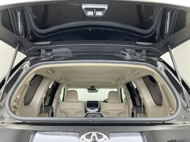 トヨタ ランドクルーザー プラド TX Lパッケージ 埼玉県 2023(令5)年 2.3万km 黒 ４ＷＤ　アルパイン９インチナビ　モデリスタエアロ　サンルーフ　フルセグＴＶ　ビルトインＥＴＣ　ベンチレーション　シートヒーター　　パワーシート　バックカメラ　　ベージュレザーシート　レーダークルーズ