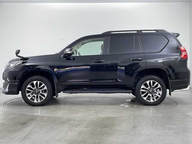 トヨタ ランドクルーザー プラド TX Lパッケージ 道央・札幌 2023(令5)年 2.3万km ブラック ・4WD/・モデリスタエアロ/・トヨタセーフティセンス/・ALPINE９インチナビ/（CD&DVD&SD＆USB&BT&フルセグ&HDMI）/・サンルーフ/・レーダークルーズコントロール/・D/Nシートヒーター/・D/Nベンチレーション/・D/Nパワーシート/・バックカメラ/・レザーシート/・純正１９インチAW