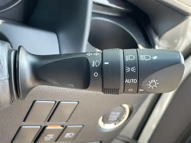 トヨタ アルファード S タイプゴールド 道央・札幌 2021(令3)年 3.8万km ホワイトパールクリスタルシャイン ・４WD/・衝突軽減ブレーキ/・純正ナビ/　CD＆DVD＆BT＆TV/・バックカメラ/・パワーバックドア/・両側パワースライドドア/・ハーフレザーシート/・アイドリングストップ/・レーンキープアシスト/・コーナーセンサー/・レーダークルーズコントロール/・オートエアコン/・オートライト/・デジタルインナーミラー/・ブラインドスポットモニター/・オートリトラミラー/・オートハイビーム/・ビルトインETC/・MT付きAT/・三眼LEDライト/・純正フロアマット/・ウィンカーミラー/・フォグライト/・スペアキー