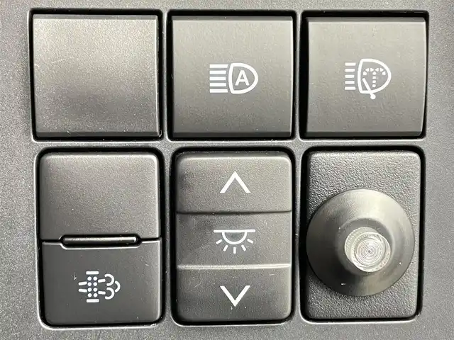 トヨタ ランドクルーザー プラド TX Lパッケージ マットブラED 千葉県 2022(令4)年 2万km ホワイトパールクリスタルシャイン 4WD/サンルーフ/トヨタセーフティセンス/・プリクラッシュセーフティ/・レーンディパーチャーアラート/・ブラインドスポットモニター/・ロードサインアシスト/・オートハイビーム/純正9インチメーカーオプションナビ/フルセグ BT USB フルセグ/アラウンドビューモニター/アダプティブクルーズコントロール/LEDオートライト/レザーシート/前席パワーシート/前席シートエアコン/純正18インチアルミホイール/デジタルインナーミラー/ルーフレール/センターデフロック/革巻きステアリング/スマートキー/プッシュスタート/ビルトインETC2.0