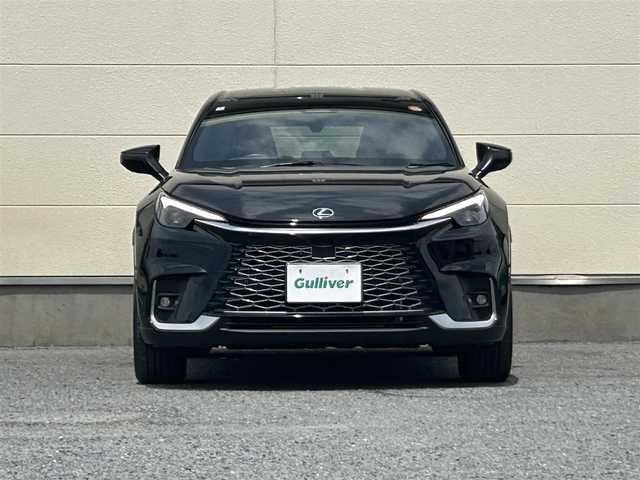 レクサス ＬＢＸ リラックス 茨城県 2024(令6)年 2.5万km ブラックマイカ 純正9.8インチナビ/パノラミックビューモニター/Bluetooth/AppleCarPlay/フルセグテレビ/クルーズコントロール/ETC2.0/4WD/全方位コーナーセンサー/ドライブレコーダー/駐車支援システム/本革レザーシート/シートヒーター/電動リアゲート/電動パワーシート/LEDヘッドライト/オートマチックハイビーム/オートライト/純正18インチアルミホイール/純正フロアマット/盗難防止装置/衝撃被害軽減システム
