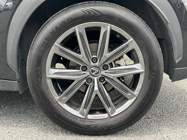 レクサス ＬＢＸ リラックス 茨城県 2024(令6)年 2.5万km ブラックマイカ 純正9.8インチナビ/パノラミックビューモニター/Bluetooth/AppleCarPlay/フルセグテレビ/クルーズコントロール/ETC2.0/4WD/全方位コーナーセンサー/ドライブレコーダー/駐車支援システム/本革レザーシート/シートヒーター/電動リアゲート/電動パワーシート/LEDヘッドライト/オートマチックハイビーム/オートライト/純正18インチアルミホイール/純正フロアマット/盗難防止装置/衝撃被害軽減システム