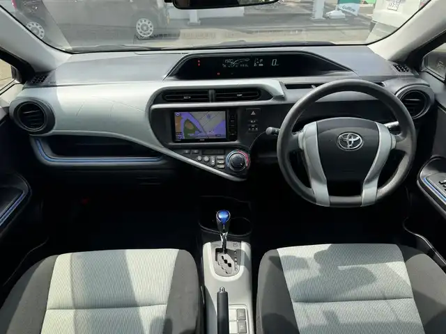 トヨタ アクア S 三重県 2013(平25)年 3.8万km ブラックマイカ 社外メモリナビ (AVN-Z03iW)/　フルセグTV/CD/DVD/Bluetooth/バックカメラ/ドライブレコーダー/モデリスタ15インチアルミホイール/HIDヘッドライト/スマートキー×2/プッシュスタート/オートライト/シートリフター /純正フロアマット//車検満了：R9.1.21/走行距離：37617km/