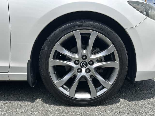 マツダ アテンザ セダン XD Lパッケージ 山口県 2013(平25)年 7.2万km スノーフレイクホワイトパールマイカ 社外ナビ/DVD/CD/BT/フルセグTV/バックカメラ/白レザーシート/前席パワーシート/シートヒーター/純正HIDヘッドライト/純正フォグランプ/オートライト/純正１９インチアルミホイール/革巻きステアリング/ステアリングスイッチ/パドルシフト/レーダークルーズコントロール/RVM/LKA/横滑り防止/スマートキー/ビルトインETC/純正フロアマット/純正ドアバイザー/電動格納ドアミラー