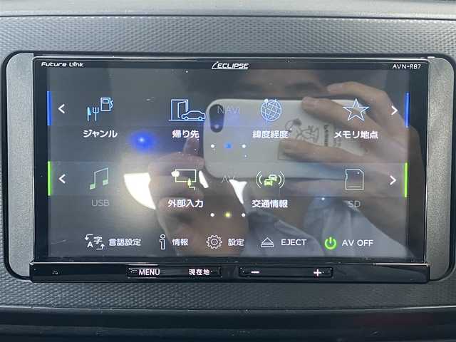 ダイハツ ミラ イース L SAⅢ 高知県 2020(令2)年 2.9万km ホワイト SDナビ/リモコンキー/スマートアシストIII/アイドリングストップ/オートマチックハイビーム/ABS/ドライブレコーダー/Bluetooth接続/レーンキープアシスト/コーナーセンサー/衝突被害軽減システム/スペアキー/純正フロアマット/AC
