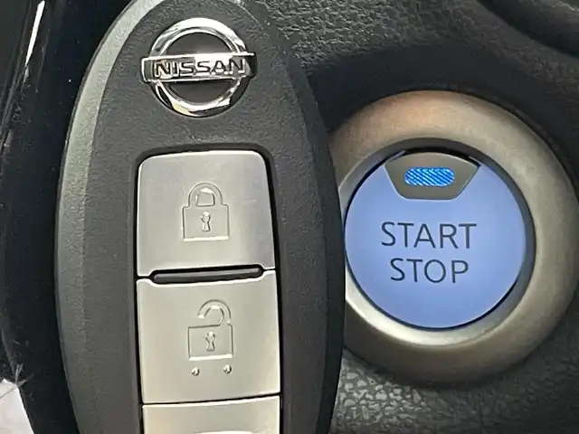 日産 ノート e－パワー X 茨城県 2017(平29)年 1.9万km ダークメタルグレー 純正ナビ/全周囲カメラ/フルセグ/衝突被害軽減ブレーキ/車線逸脱抑制装置/ソナー/デジタルインナーミラー/ETC/ドラレコ/純正15インチAW/スマートキー