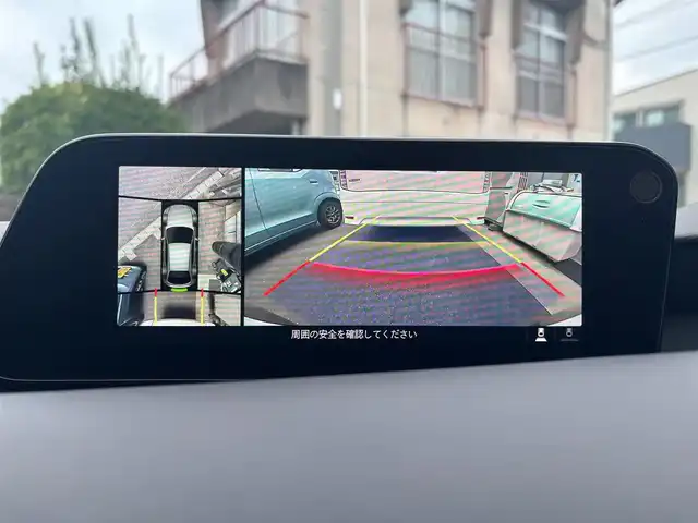 マツダ マツダ３ファストバック 20S ブラックトーンED 愛知県 2022(令4)年 0.8万km ソウルレッドクリスタルM 純正ナビ　フルセグＴＶ　ＤＶＤ再生　　Ｂｌｕｅｔｏｏｔｈ　ＵＳＢ接続　スマホ連携　全方位カメラ　前後ドラレコ　ＥＴＣ　ＢＳＭ　ＬＫＡ　レーダークルーズ　ステアヒーター　シートヒーター　メモリシート　LEDオートハイビーム
