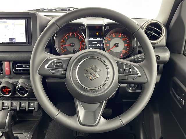 スズキ ジムニー XC 埼玉県 2025(令7)年 0.1万km ブルーイッシュブラックパール3 4WD/スズキセーフティサポート/クルーズコントロール/社外メモリナビ(型式：AVN-RB7)/CD/DVD/Bluetooth/前席シートヒーター/純正１６インチAW/プッシュスタート/スマートキー