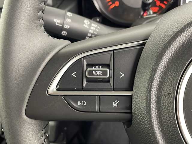 スズキ ジムニー XC 埼玉県 2025(令7)年 0.1万km ブルーイッシュブラックパール3 4WD/スズキセーフティサポート/クルーズコントロール/社外メモリナビ(型式：AVN-RB7)/CD/DVD/Bluetooth/前席シートヒーター/純正１６インチAW/プッシュスタート/スマートキー