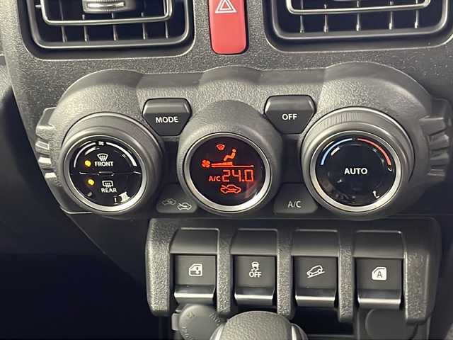スズキ ジムニー XC 埼玉県 2025(令7)年 0.1万km ブルーイッシュブラックパール3 4WD/スズキセーフティサポート/クルーズコントロール/社外メモリナビ(型式：AVN-RB7)/CD/DVD/Bluetooth/前席シートヒーター/純正１６インチAW/プッシュスタート/スマートキー