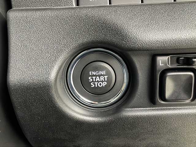 スズキ ジムニー XC 埼玉県 2025(令7)年 0.1万km ブルーイッシュブラックパール3 4WD/スズキセーフティサポート/クルーズコントロール/社外メモリナビ(型式：AVN-RB7)/CD/DVD/Bluetooth/前席シートヒーター/純正１６インチAW/プッシュスタート/スマートキー