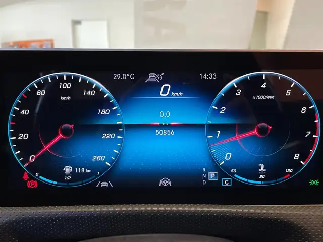 メルセデス・ベンツ Ｍ・ベンツ Ａ２５０ 4MATIC 道央・札幌 2019(令1)年 5.1万km デジタルホワイト メタリックペイント/レーダーセーフティパッケージ/　・ACC/　・PRE-SAFE/　・ブラインドスポットアシスト/　・ステアリングアシスト/　・アクティブブレーキアシスト/ナビゲーションパッケージ/　・フルセグTV/　・USB/Bluetooth/　・バックカメラ/　・パークトロニック/　・パーキングアシスト/ハーフレザーシート/シートヒーター/メモリー付フルパワーシート/LEDヘッドライト