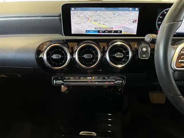 メルセデス・ベンツ Ｍ・ベンツ Ａ２５０ 4MATIC 道央・札幌 2019(令1)年 5.1万km デジタルホワイト メタリックペイント/レーダーセーフティパッケージ/　・ACC/　・PRE-SAFE/　・ブラインドスポットアシスト/　・ステアリングアシスト/　・アクティブブレーキアシスト/ナビゲーションパッケージ/　・フルセグTV/　・USB/Bluetooth/　・バックカメラ/　・パークトロニック/　・パーキングアシスト/ハーフレザーシート/シートヒーター/メモリー付フルパワーシート/LEDヘッドライト
