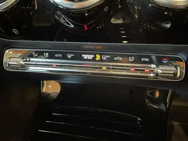 メルセデス・ベンツ Ｍ・ベンツ Ａ２５０ 4MATIC 道央・札幌 2019(令1)年 5.1万km デジタルホワイト メタリックペイント/レーダーセーフティパッケージ/　・ACC/　・PRE-SAFE/　・ブラインドスポットアシスト/　・ステアリングアシスト/　・アクティブブレーキアシスト/ナビゲーションパッケージ/　・フルセグTV/　・USB/Bluetooth/　・バックカメラ/　・パークトロニック/　・パーキングアシスト/ハーフレザーシート/シートヒーター/メモリー付フルパワーシート/LEDヘッドライト