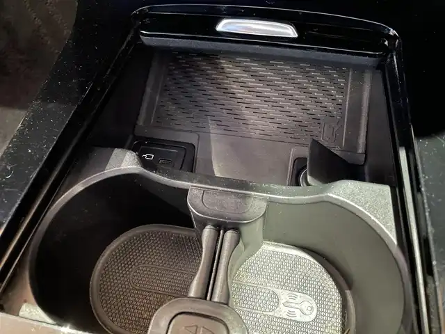 メルセデス・ベンツ Ｍ・ベンツ Ａ２５０ 4MATIC 道央・札幌 2019(令1)年 5.1万km デジタルホワイト メタリックペイント/レーダーセーフティパッケージ/　・ACC/　・PRE-SAFE/　・ブラインドスポットアシスト/　・ステアリングアシスト/　・アクティブブレーキアシスト/ナビゲーションパッケージ/　・フルセグTV/　・USB/Bluetooth/　・バックカメラ/　・パークトロニック/　・パーキングアシスト/ハーフレザーシート/シートヒーター/メモリー付フルパワーシート/LEDヘッドライト