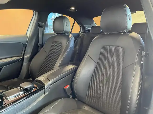 メルセデス・ベンツ Ｍ・ベンツ Ａ２５０ 4MATIC 道央・札幌 2019(令1)年 5.1万km デジタルホワイト メタリックペイント/レーダーセーフティパッケージ/　・ACC/　・PRE-SAFE/　・ブラインドスポットアシスト/　・ステアリングアシスト/　・アクティブブレーキアシスト/ナビゲーションパッケージ/　・フルセグTV/　・USB/Bluetooth/　・バックカメラ/　・パークトロニック/　・パーキングアシスト/ハーフレザーシート/シートヒーター/メモリー付フルパワーシート/LEDヘッドライト