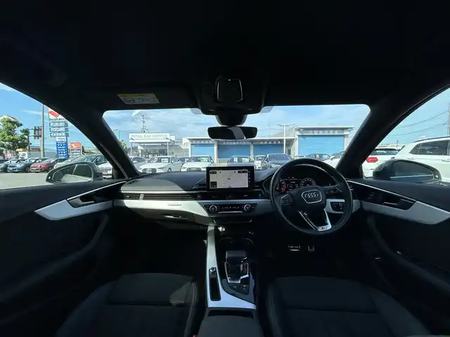 アウディ Ａ４ 45TFSIクワトロ Sライン 滋賀県 2021(令3)年 3.5万km デイトナグレーパールエフェクト Sラインプラスパッケージ/バーチャルコックピット/RSタイプグリル/ハーフレザー/・パワーシート/・全席シートヒーター /ACC/サイドアシスト/純正ナビ（DTV/BT/USB/CarPlay）/バックカメラ/コーナーセンサー /純正LEDヘッドライト/純正18インチAW
