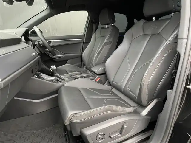 アウディ Ｑ３ 40TDIクワトロ Sライン 長野県 2020(令2)年 1.6万km 黒 パノラマサンルーフ /ブラックスタイリングパッケージ /Bang＆Olufsenサウンド/MMIナビ /プラスパッケージ(黒革/アンビエントライト/19インチAW)/ベーシックパッケージ(シートヒーター/PWシート/PWバックドア/HOLDアシスト) /バーチャルCP