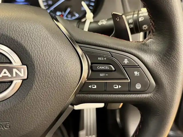 日産 スカイライン ニスモリミテッド 群馬県 2024(令6)年 0.9万km グレー 安全装備/・衝突軽減ブレーキ/・アラウンドビューモニター/・前後コーナーセンサー/・車線逸脱装置/・クルーズコントロール/・ブラインドスポット/・横滑り防止/・オートライト/・オートハイビーム/メーカー純正ナビ/・AM/FM/フルセグTV/・Bluetooth/SD/・CD/DVD/AUX/MSV/レカロシート/パドルシフト/サンルーフ/LEDヘッドライト/LEDフォグランプ/純正前後ドライブレコーダー/純正ETC2.0/純正フロアマット/プッシュスタート/スマートキー