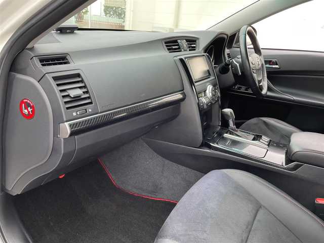 トヨタ マークＸ 250G Sパッケージ G’s 三重県 2013(平25)年 7.2万km ホワイトパールクリスタルシャイン 登録時71250km/禁煙車/ハーフレザーシート/純正ナビ/（AM/FM/TV/Bluetooth）/フルセグTV/バックカメラ/ビルトインETC/ステアリングスイッチ/オートライト/パドルシフト/クルーズコントロール/プッシュスタート/純正アルミ