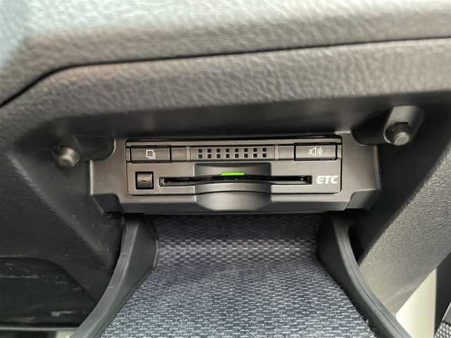 トヨタ マークＸ 250G Sパッケージ G’s 三重県 2013(平25)年 7.2万km ホワイトパールクリスタルシャイン 登録時71250km/禁煙車/ハーフレザーシート/純正ナビ/（AM/FM/TV/Bluetooth）/フルセグTV/バックカメラ/ビルトインETC/ステアリングスイッチ/オートライト/パドルシフト/クルーズコントロール/プッシュスタート/純正アルミ