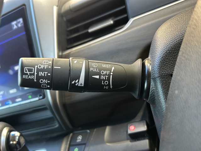 ホンダ フリード G ホンダセンシング 静岡県 2021(令3)年 4.1万km プラチナホワイトパール 純正ナビ/DVD/CD/AM/FM/フルセグ/SD/Bluetooth/USB/ipod/HDMI/主要装備/・純正ナビ　/・コーナーセンサー　/・バックカメラ　/・ＥＴＣ　/・オートライト　/・レーダークルコン　/・両側パワースライドドア　/・ドライブレコーダー　/・プッシュスタート　/・ＬＥＤヘッドライト　/・レーンキープ　/・シートヒーター/・衝突軽減システム/・盗難防止装置/・横滑り防止装置/・純正アルミホイール/・ウォークスルー