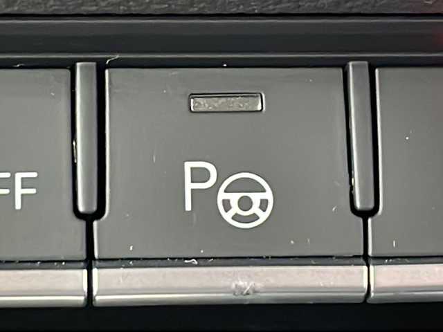 アウディ Ａ５ SB 45TFSIクワトロ Sライン 道北・旭川 2019(平31)年 3.3万km グレイシアホワイトメタリック /4WD//禁煙車//純正メモリナビ//CD/DVD/SD/BT/USB/AUX/フルセグ//バックカメラ//Audiプレセンス//Audiサイドアシスト//Audiアクティブレーンアシスト//渋滞アシスト//アダプティブクルーズコントロール//コーナーセンサー//アイドリングストップ//パドルシフト//ハーフレザーシート//シートヒーター//パワーシート//オートライト//LEDヘッドライト//リアフォグ//ヘッドライトウォッシャー//前後ドライブレコーダー//ビルトインETC2.0//パワーバックドア//トノカバー//純正フロアマット//オートワイパー//保証書//取説