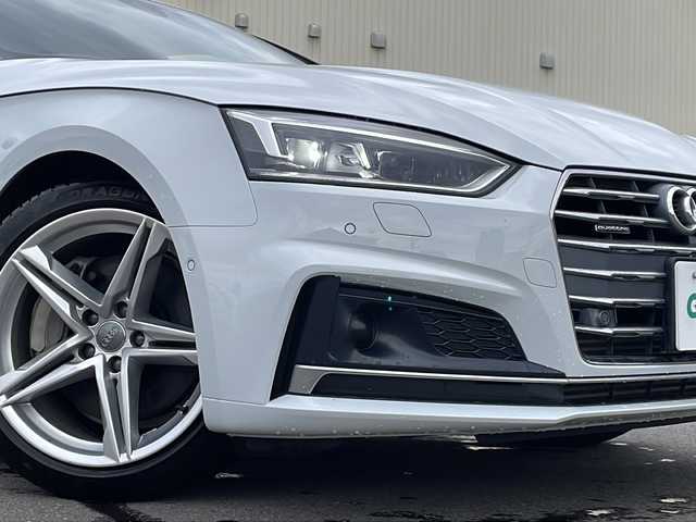 アウディ Ａ５ SB 45TFSIクワトロ Sライン 道北・旭川 2019(平31)年 3.3万km グレイシアホワイトメタリック /4WD//禁煙車//純正メモリナビ//CD/DVD/SD/BT/USB/AUX/フルセグ//バックカメラ//Audiプレセンス//Audiサイドアシスト//Audiアクティブレーンアシスト//渋滞アシスト//アダプティブクルーズコントロール//コーナーセンサー//アイドリングストップ//パドルシフト//ハーフレザーシート//シートヒーター//パワーシート//オートライト//LEDヘッドライト//リアフォグ//ヘッドライトウォッシャー//前後ドライブレコーダー//ビルトインETC2.0//パワーバックドア//トノカバー//純正フロアマット//オートワイパー//保証書//取説