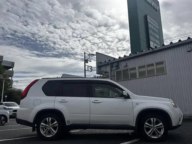 日産 エクストレイル 20X 静岡県 2011(平23)年 11万km ブリリアントホワイトパール ワンオーナー/社外ナビ（DVD/FM/AM/フルセグTV）/ETC/ドラレコ/バックカメラ/D席/N席　シートヒーター/エアーシート/純正フロアマッ