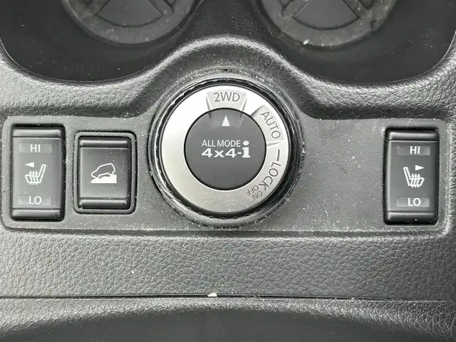 日産 エクストレイル ハイブリッド 20X エマージェンシーブレーキ 新潟県 2015(平27)年 12万km スチールブルー 衝突軽減ブレーキ/全方位カメラ/４WD/シートヒーター/クルーズコントロール追従有/ドライブレコーダー（前方のみ）/前後コーナーセンサー/純正ナビ/（フルセグ、Bluetooth、CD/DVD、AM/FM）/オートライト/レーンキープアシスト/純正ETC/LEDヘッドライト/フォグランプ/電動格納コーナーポール/スペアキー1本/スマートキー/プッシュスタート/純正フロアマット/純正アルミホイール