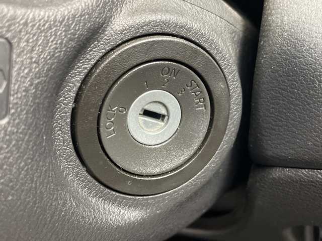 日産 デイズ S 岐阜県 2021(令3)年 0.5万km スターリングシルバーM 純正カーオディオ/AM/FM/BT/USB/バックカメラ/衝突軽減ブレーキ/踏み間違い防止アシスト/オートライト/ハイビームアシスト/アイドリングストップ/クリアランスソナー/純正フロアマット/サイドバイザー