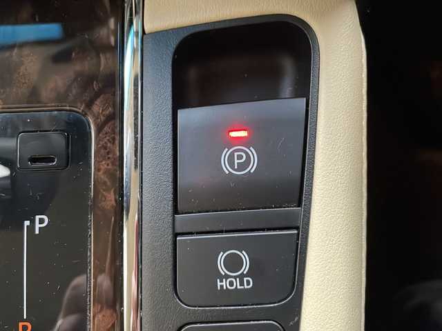 トヨタ ヴェルファイア V 栃木県 2020(令2)年 4.6万km ホワイトパールクリスタルシャイン 純正ディスプレイオーディオ/・NSZN-Z68T/・Bluetooth /・TV フルセグ/・バックカメラ/追従式クルーズコントロール/WAC/両側パワースライドドア/電動バックドア/ドライブレコーダー/ETC/オートブレーキホールド/電動パーキング/リアサンシェード/レザーシート/シートヒーター/シートクーラー/パワーシート/衝突被害軽減システム/コーナーセンサー/LEDヘッドライト/オートライト/盗難防止装置