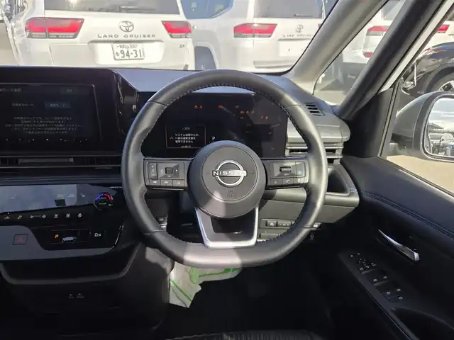 日産 セレナ e－パワー オーテック 福岡県 2023(令5)年 1.9万km パールⅡ カロッツェリアナビ/両側ハンズフリーパワースライドドア/全周囲カメラ/ビルトインETC/プロパイロット/エマージェンシーブレーキ/車線逸脱防止支援システム/後退時車両検知警報/衝突回避ステアリングアシスト/デジタルルームミラー/LEDヘッドランプ/革巻きステアリング/ステアリングヒーター/ブラック合皮シート/前席/2列目シートヒーター/2列目キャプテンシート/純正16インチアルミホイール/スマートキー/プッシュエンジンスターター/禁煙車