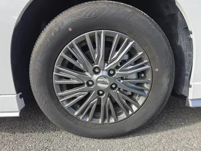 日産 セレナ e－パワー オーテック 福岡県 2023(令5)年 1.9万km パールⅡ カロッツェリアナビ/両側ハンズフリーパワースライドドア/全周囲カメラ/ビルトインETC/プロパイロット/エマージェンシーブレーキ/車線逸脱防止支援システム/後退時車両検知警報/衝突回避ステアリングアシスト/デジタルルームミラー/LEDヘッドランプ/革巻きステアリング/ステアリングヒーター/ブラック合皮シート/前席/2列目シートヒーター/2列目キャプテンシート/純正16インチアルミホイール/スマートキー/プッシュエンジンスターター/禁煙車