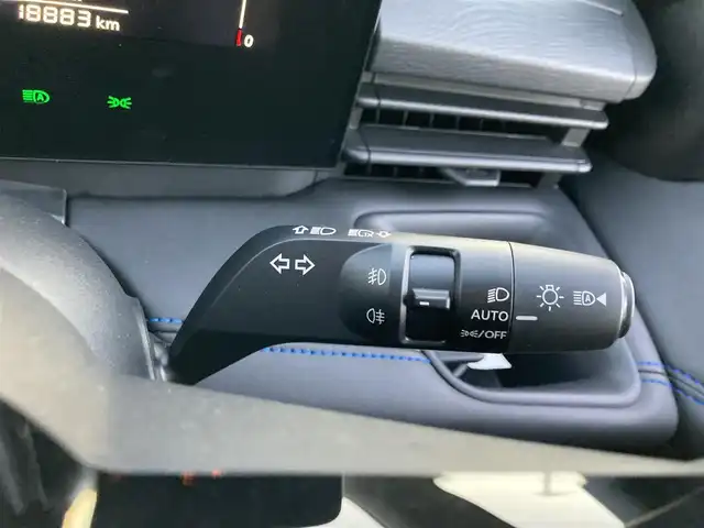 日産 セレナ e－パワー オーテック 福岡県 2023(令5)年 1.9万km パールⅡ カロッツェリアナビ/両側ハンズフリーパワースライドドア/全周囲カメラ/ビルトインETC/プロパイロット/エマージェンシーブレーキ/車線逸脱防止支援システム/後退時車両検知警報/衝突回避ステアリングアシスト/デジタルルームミラー/LEDヘッドランプ/革巻きステアリング/ステアリングヒーター/ブラック合皮シート/前席/2列目シートヒーター/2列目キャプテンシート/純正16インチアルミホイール/スマートキー/プッシュエンジンスターター/禁煙車