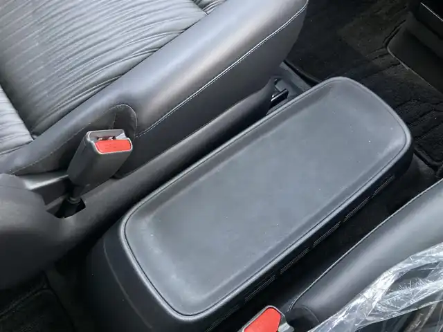 日産 セレナ e－パワー オーテック 福岡県 2023(令5)年 1.9万km パールⅡ カロッツェリアナビ/両側ハンズフリーパワースライドドア/全周囲カメラ/ビルトインETC/プロパイロット/エマージェンシーブレーキ/車線逸脱防止支援システム/後退時車両検知警報/衝突回避ステアリングアシスト/デジタルルームミラー/LEDヘッドランプ/革巻きステアリング/ステアリングヒーター/ブラック合皮シート/前席/2列目シートヒーター/2列目キャプテンシート/純正16インチアルミホイール/スマートキー/プッシュエンジンスターター/禁煙車