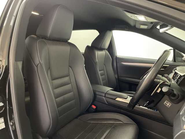 レクサス ＲＸ 200t Fスポーツ 愛媛県 2017(平29)年 6万km グラファイトブラックガラスフレーク インテリジェントクリアランスソナー/＋リヤクロストラフィックアラート［RCTA］/＋リヤクロストラフィックオートブレーキ［RCTAB］/＋ブラインドスポットモニター［BSM］/後席シートヒーター/＋後席パワーシート（電動リクライニング＆電動格納機能付）//純正12.3インチナビ/フルセグTV/ドライブレコーダー/レーダークルーズコントロール/ビルトインETC/パワーバックドア/レザーシート/エアシート　シートヒーター/パワーシート/後席シートヒーター