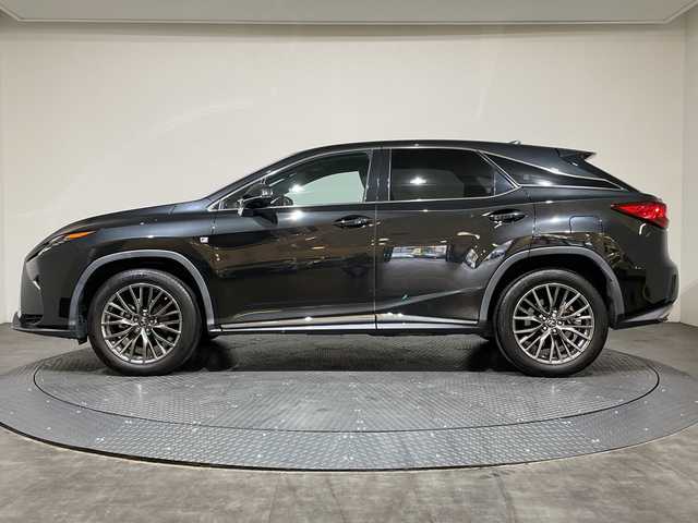 レクサス ＲＸ 200t Fスポーツ 愛媛県 2017(平29)年 6万km グラファイトブラックガラスフレーク インテリジェントクリアランスソナー/＋リヤクロストラフィックアラート［RCTA］/＋リヤクロストラフィックオートブレーキ［RCTAB］/＋ブラインドスポットモニター［BSM］/後席シートヒーター/＋後席パワーシート（電動リクライニング＆電動格納機能付）//純正12.3インチナビ/フルセグTV/ドライブレコーダー/レーダークルーズコントロール/ビルトインETC/パワーバックドア/レザーシート/エアシート　シートヒーター/パワーシート/後席シートヒーター