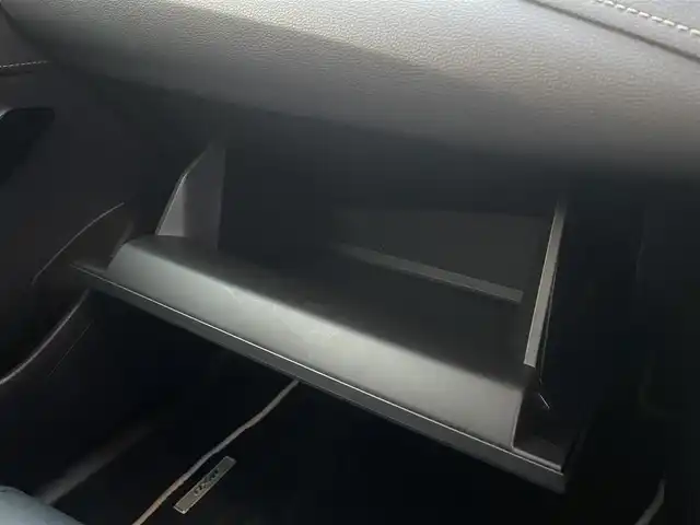 トヨタ カローラツーリング ハイブリッド ダブルバイビー 富山県 2021(令3)年 2.3万km スパークリングブラックパールクリスタルシャイン 純正ディスプレイオーディオ/Bluetooth/バックカメラ/ミラーキャスト/セーフティセンス/レーダークルーズコントロール/レーンキープアシスト/オートマチックハイビーム/ハーフレザーシート/コーナーセンサー/LEDオートライト/ＬＥＤフォグライト