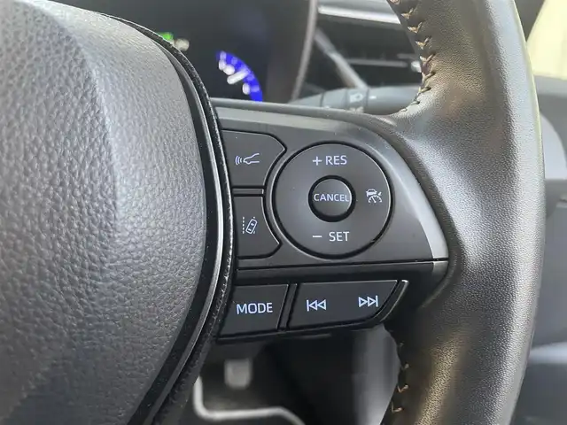 トヨタ カローラツーリング ハイブリッド ダブルバイビー 富山県 2021(令3)年 2.3万km スパークリングブラックパールクリスタルシャイン 純正ディスプレイオーディオ/Bluetooth/バックカメラ/ミラーキャスト/セーフティセンス/レーダークルーズコントロール/レーンキープアシスト/オートマチックハイビーム/ハーフレザーシート/コーナーセンサー/LEDオートライト/ＬＥＤフォグライト