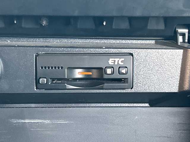 三菱 デリカＤ：２ ハイブリッドSZ ナビパッケージ 千葉県 2017(平29)年 6万km スーパーブラックP ナビ　全方位カメラ　両側電動スライドドア　フルセグTV　BT　クルコン　ステアスイッチ　レーダーブレーキ　ドラレコ　ビルトインETC　USB　スマートキー　プッシュスタート　HID　オートライト