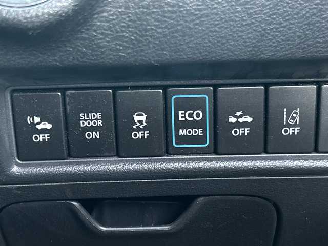 三菱 デリカＤ：２ ハイブリッドSZ ナビパッケージ 千葉県 2017(平29)年 6万km スーパーブラックP ナビ　全方位カメラ　両側電動スライドドア　フルセグTV　BT　クルコン　ステアスイッチ　レーダーブレーキ　ドラレコ　ビルトインETC　USB　スマートキー　プッシュスタート　HID　オートライト