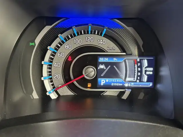 スズキ ハスラー HYBRID X 愛知県 2024(令6)年 0.3万km フェニックスレッドパール/ガンメタリック2トーンルーフ 純正メモリナビ/（BT/フルTV/CD/AM/FM/ipod）/全方位カメラ/スズキセーフティサポート/・衝突被害軽減ブレーキ/・アダプティブクルーズコントロール/・誤発進抑制機能/・ハイビームアシスト/LEDライト/シートヒーターDN席/コーナーセンサー後方/USB端子/純正アルミホイール/純正フロアマット