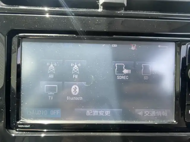 トヨタ プリウス S ツーリングセレクション 愛知県 2016(平28)年 9万km エモーショナルレッド (株)IDOMが運営する【じしゃロン豊川店】の自社ローン専用車両になります。こちらは現金またはオートローンご利用時の価格です。自社ローンご希望の方は別途その旨お申付け下さい/ 純正メモリナビ/　◯ CD再生機能/　◯ DVD再生機能/　◯ BT対応/　◯ ワンセグ/ ETC/ バックカメラ/ レザー調シート/ 前席シートヒーター/ 革巻ステアリング/ ステアリングスイッチ/ クルーズコントロール/ プッシュスタート/ ウインカーミラー/ トノカバー/ ドアバイザー/ 純正フロアマット