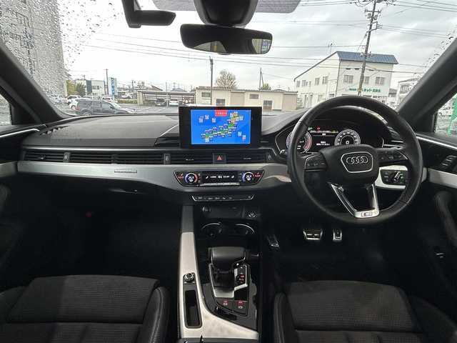 アウディ Ａ４ 40TDIクワトロ Sライン 岩手県 2023(令5)年 3.2万km グレイシアホワイトメタリック ワンオーナー/衝突軽減装置/ディーゼルターボ　/純正ナビ　/フルセグTV/ビルトインETC　/全方位カメラ　/アダクティブクルーズコントロール /純正前後ドライブレコーダー/パドルシフト /コーナーセンサー /前席シートヒーター/前席パワーシート/運転席シートメモリ /スマホ充電 /革ステアリング/横滑り防止装置/純正フロアマット/スマートキー×2/保証書 取説