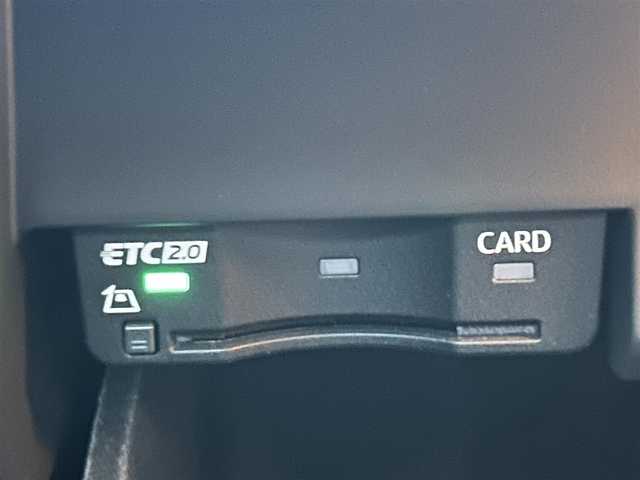 アウディ Ａ４ 40TDIクワトロ Sライン 岩手県 2023(令5)年 3.2万km グレイシアホワイトメタリック ワンオーナー/衝突軽減装置/ディーゼルターボ　/純正ナビ　/フルセグTV/ビルトインETC　/全方位カメラ　/アダクティブクルーズコントロール /純正前後ドライブレコーダー/パドルシフト /コーナーセンサー /前席シートヒーター/前席パワーシート/運転席シートメモリ /スマホ充電 /革ステアリング/横滑り防止装置/純正フロアマット/スマートキー×2/保証書 取説
