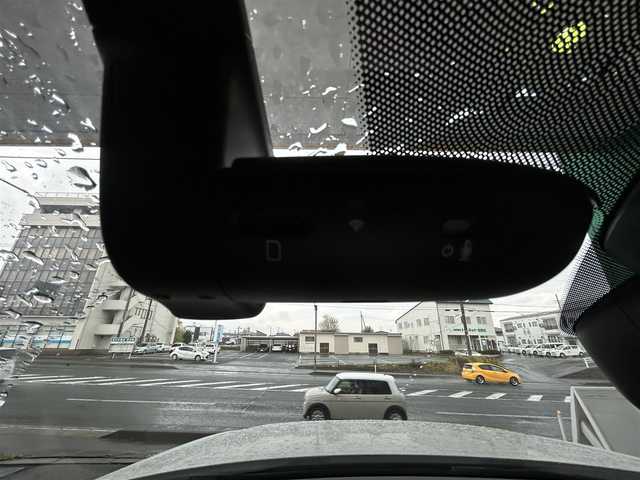 アウディ Ａ４ 40TDIクワトロ Sライン 岩手県 2023(令5)年 3.2万km グレイシアホワイトメタリック ワンオーナー/衝突軽減装置/ディーゼルターボ　/純正ナビ　/フルセグTV/ビルトインETC　/全方位カメラ　/アダクティブクルーズコントロール /純正前後ドライブレコーダー/パドルシフト /コーナーセンサー /前席シートヒーター/前席パワーシート/運転席シートメモリ /スマホ充電 /革ステアリング/横滑り防止装置/純正フロアマット/スマートキー×2/保証書 取説